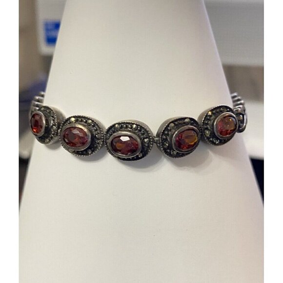 Silver .925 Ladies 7.5" Chain Bracelet Faux Faceted Red Stones - Picture 2 of 8